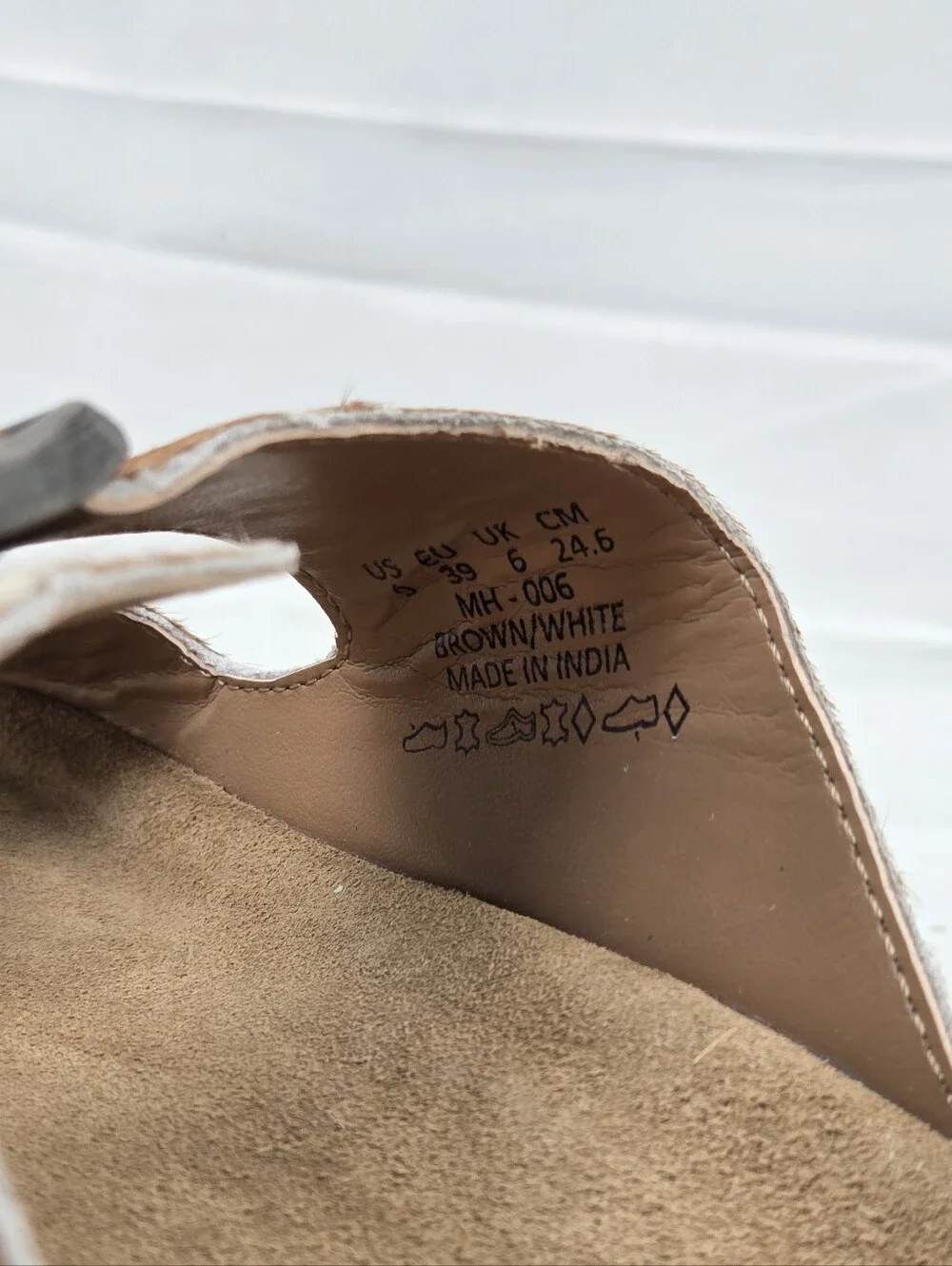 NWT - Myra Restful Sandals Hairon Leather Size 9 - Picture 4 of 9